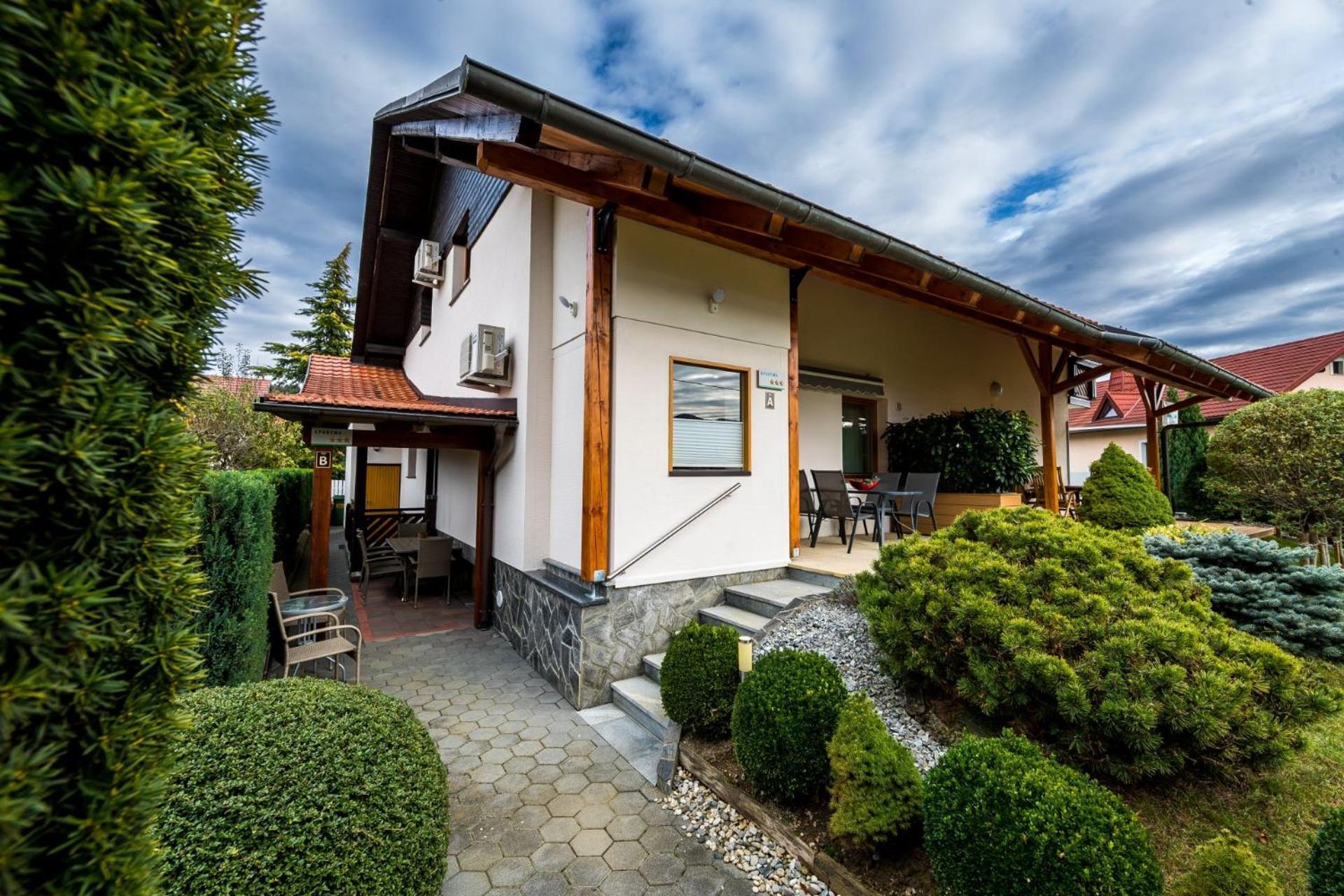 Zimzeleni Apartments Zreče Eksteriør billede